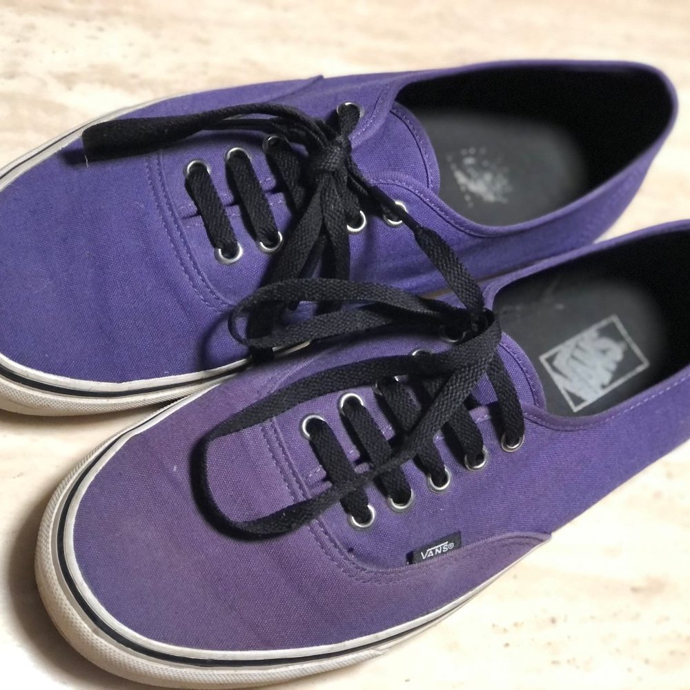 Mens Purple Canvas Vans Low Tops Lace-up Skateboard Sz 12 Shoes Great Condition